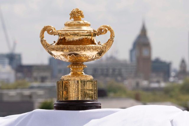 The Admiral's Cup. Photo by Matthew Dickens/imagecomms