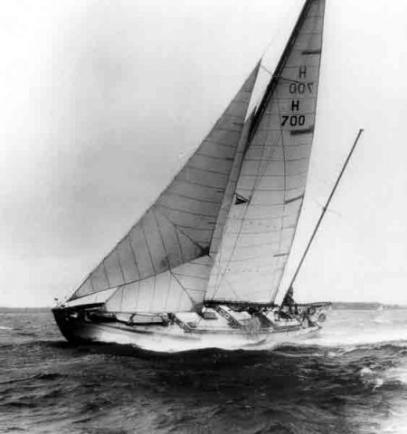 Stormvogel on her way to line honours in the Fastnet 1961